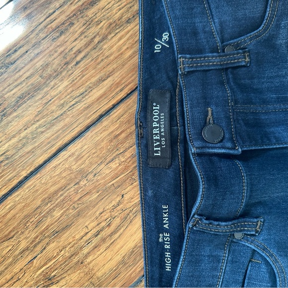 Liverpool Los Angeles in Dunmore Dark wash - Picture 4 of 7